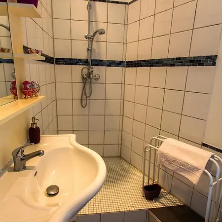 Chambres D'hotes Du Chateau De Bed and Breakfast