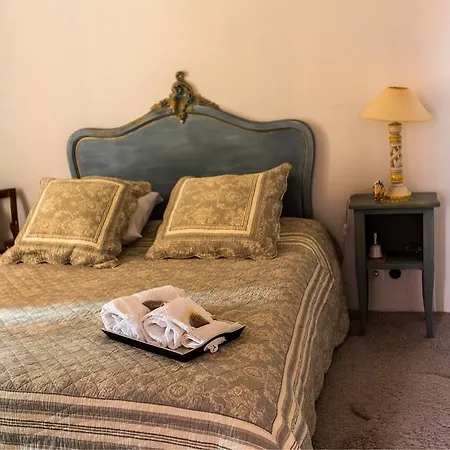 Chambres D'hotes Du Chateau De *